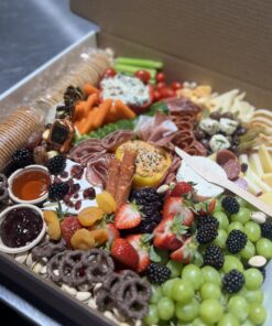 Large Average Grazer (8-10 People)